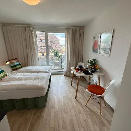 Apartment Stilvolles Und Modernes Mit Sonnigem Balkon In Flughafen- Und Messenaehe 31