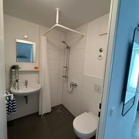 Stilvolles Und Modernes Mit Sonnigem Balkon In Flughafen- Und Messenaehe 31 * Leinfelden-Echterdingen