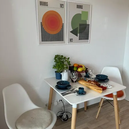 Apartman Stilvolles Und Modernes Mit Sonnigem Balkon In Flughafen- Und Messenaehe 31 Leinfelden-Echterdingen